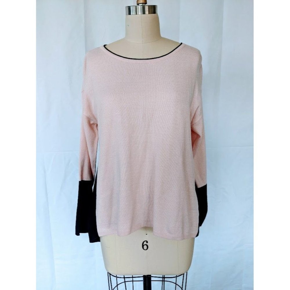New York & Company Sweater Size Small Zip Back Preppy Funky Moto Modern Barbie